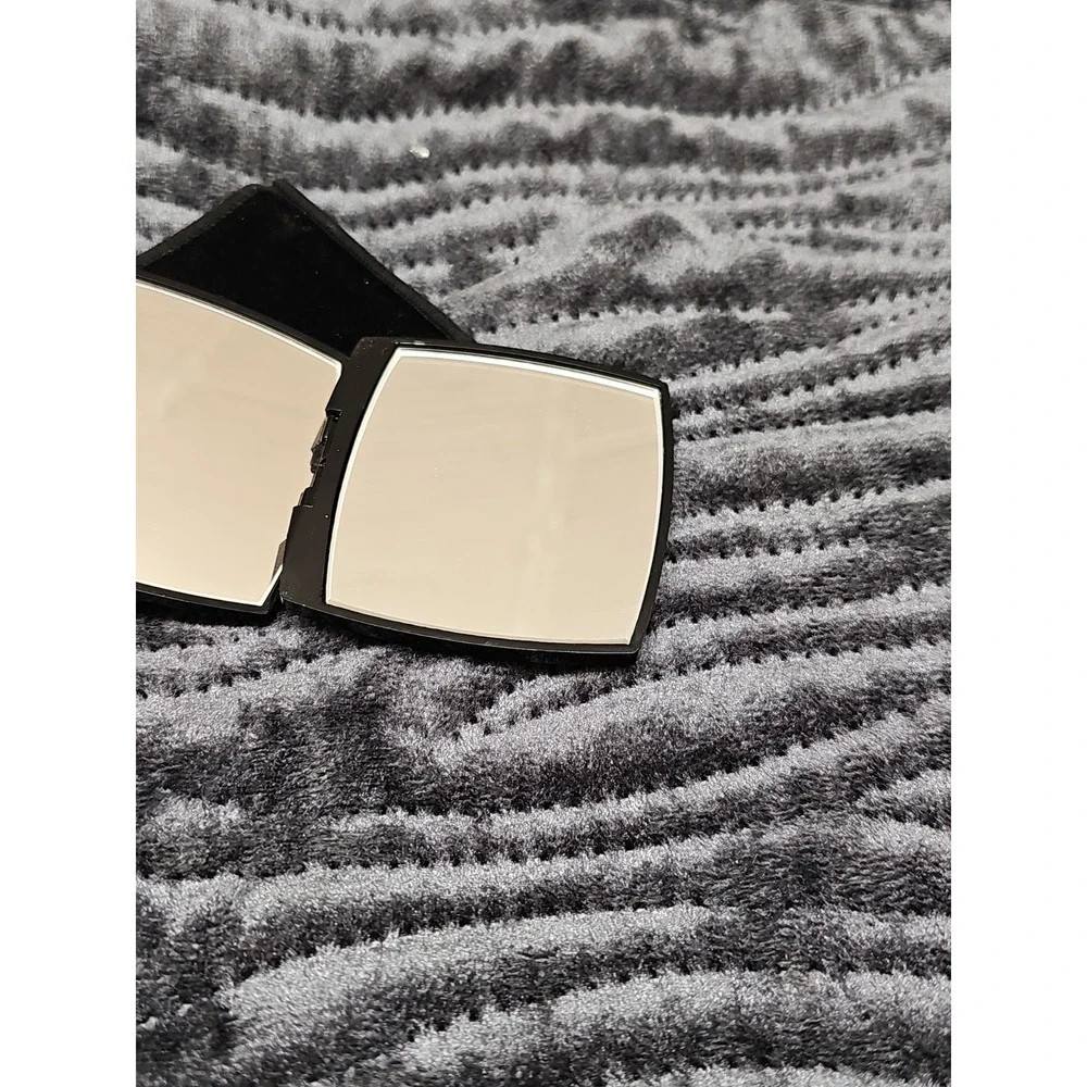 CHANEL reasonable cc good